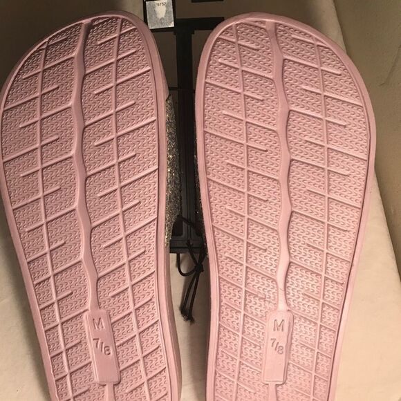 NWT INC open toe silver glitter slippers US7/8 - Picture 3 of 3